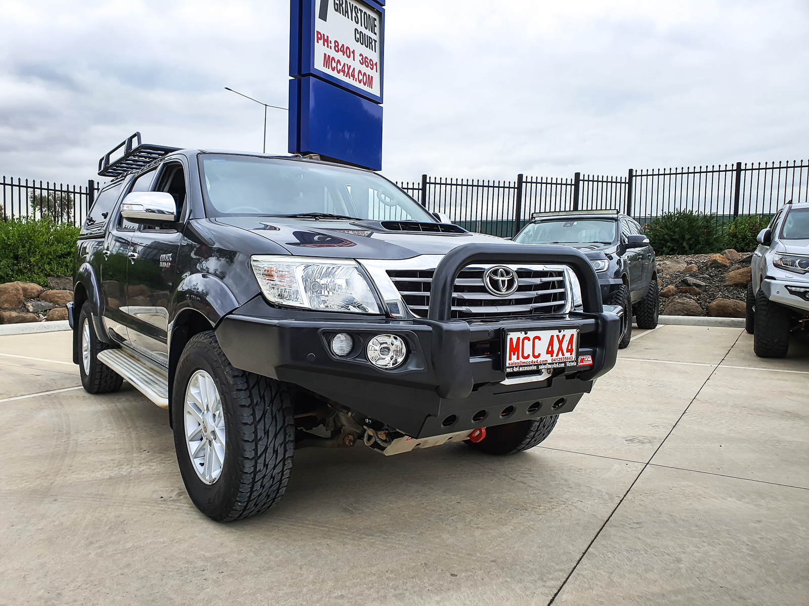 MCC FALCON TRIPLE LOOP BULL BAR TO SUIT TOYOTA HILUX VIGO CHAMP 07/2011 - 09/2015 (MK7 FACE LIFT)