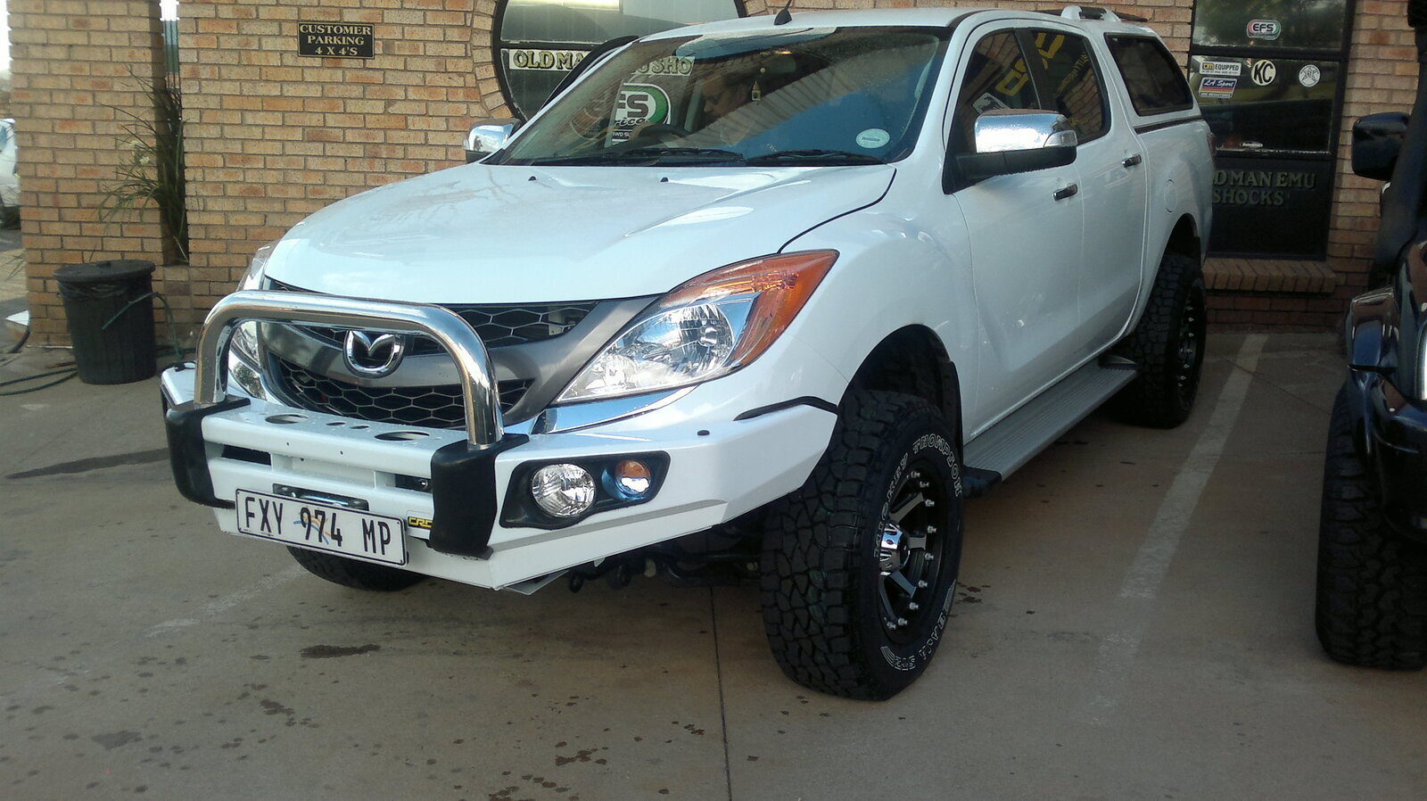 MCC FALCON STAINLESS SINGLE LOOP BULL BAR - MAZDA BT-50 10/2011 TO 05/2020