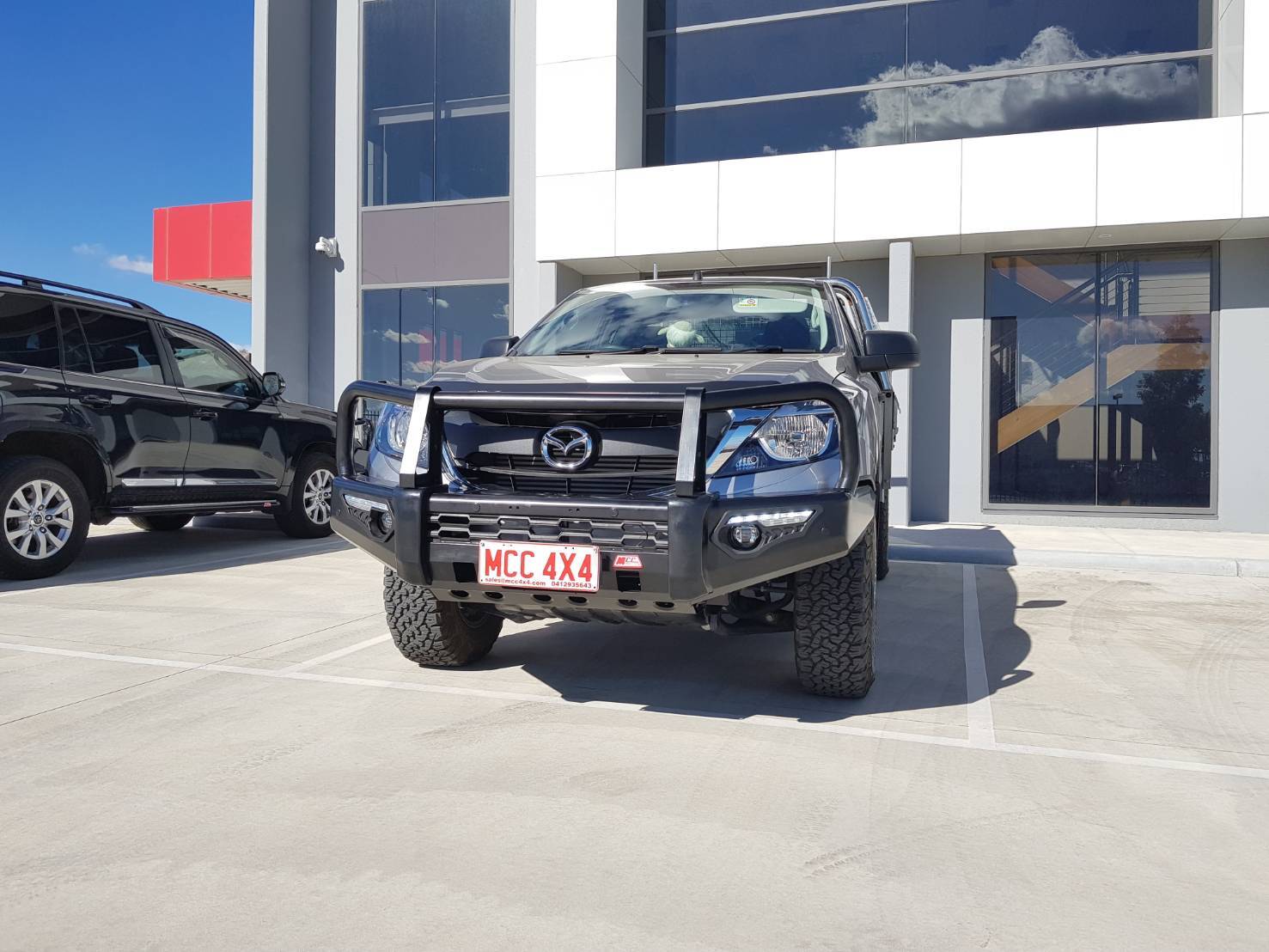 MCC 'PHOENIX A-FRAME BULLBAR WITH FOG LIGHT/PLATES