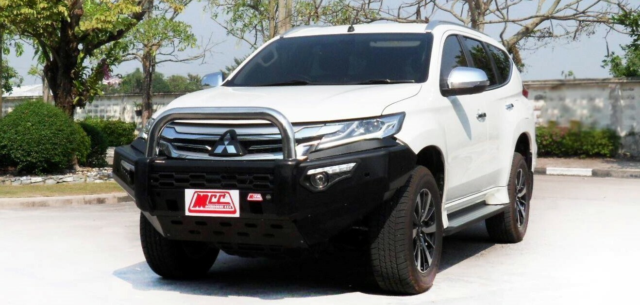 MCC STAINLESS SINGLE LOOP FALCON BAR WITH PLATES AND FOGS TO SUIT MITSUBSHI PAJERO SPORT 12/2015-2020