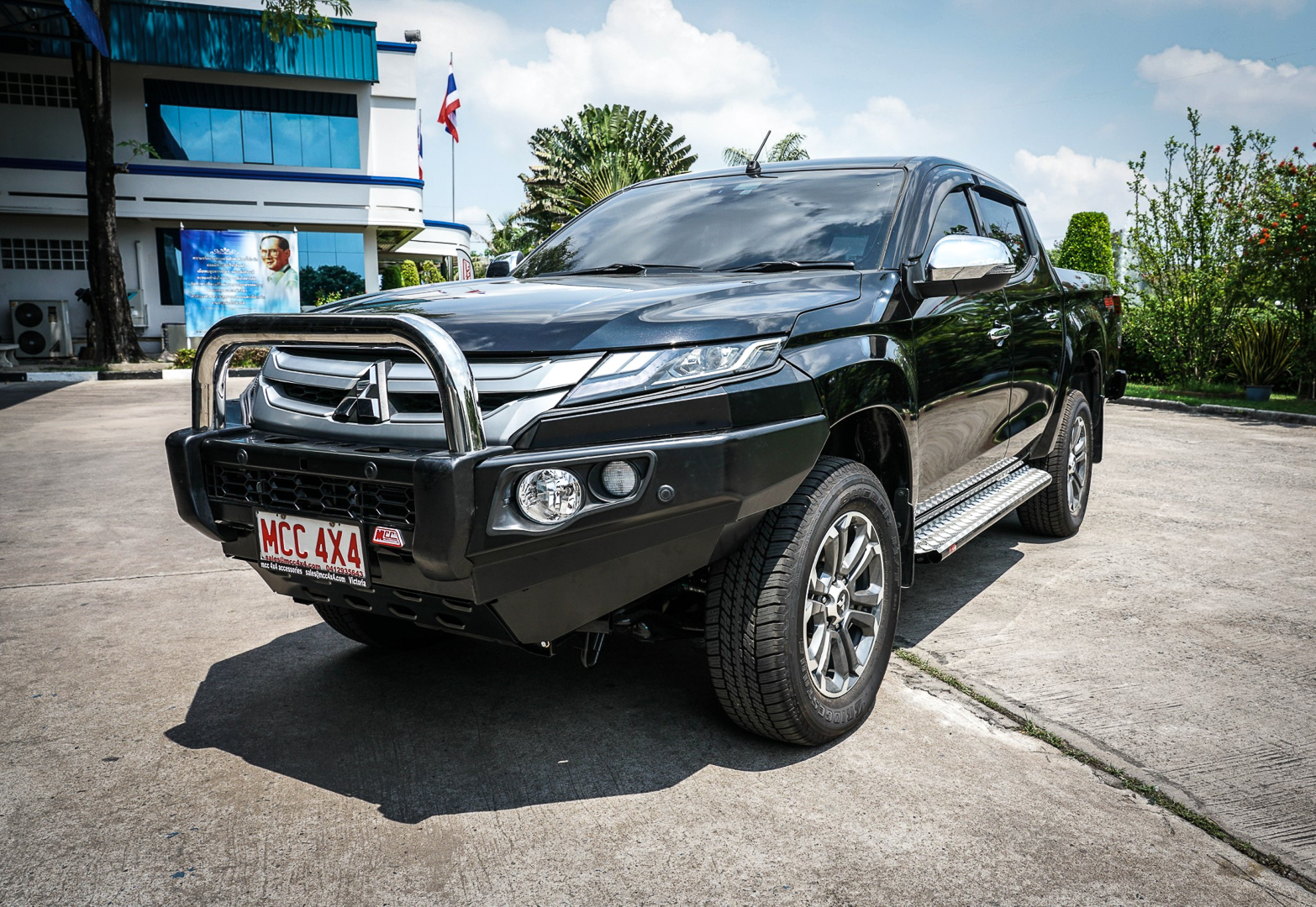 MCC FALCON SINGLE & TRIPLE LOOP OPTION BULLBAR - MR TRITON