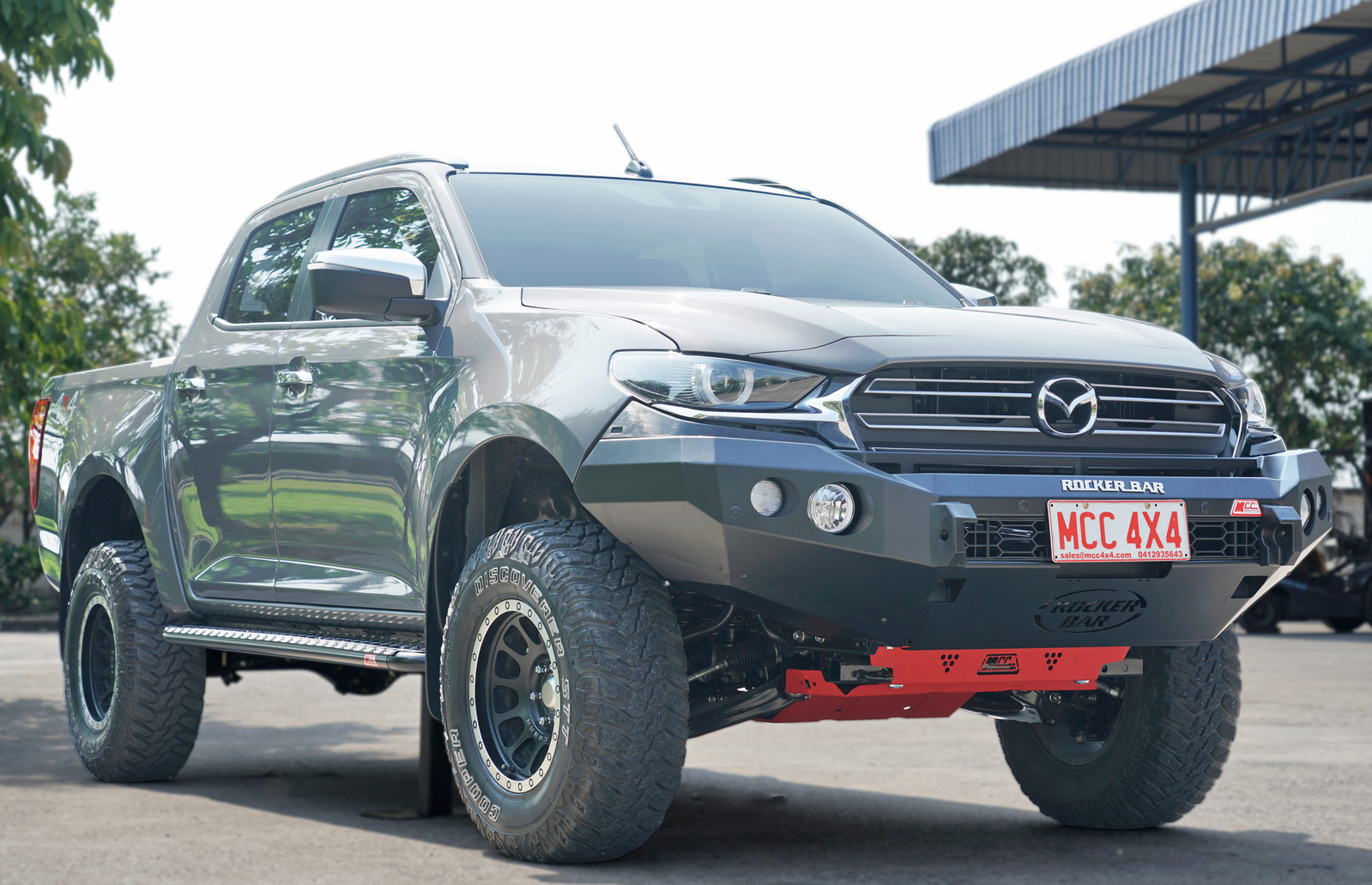 MCC NO LOOP ROCKER BAR W/FOGS (SQUARE LIGHTS) TO SUIT MAZDA BT50 2021 ON