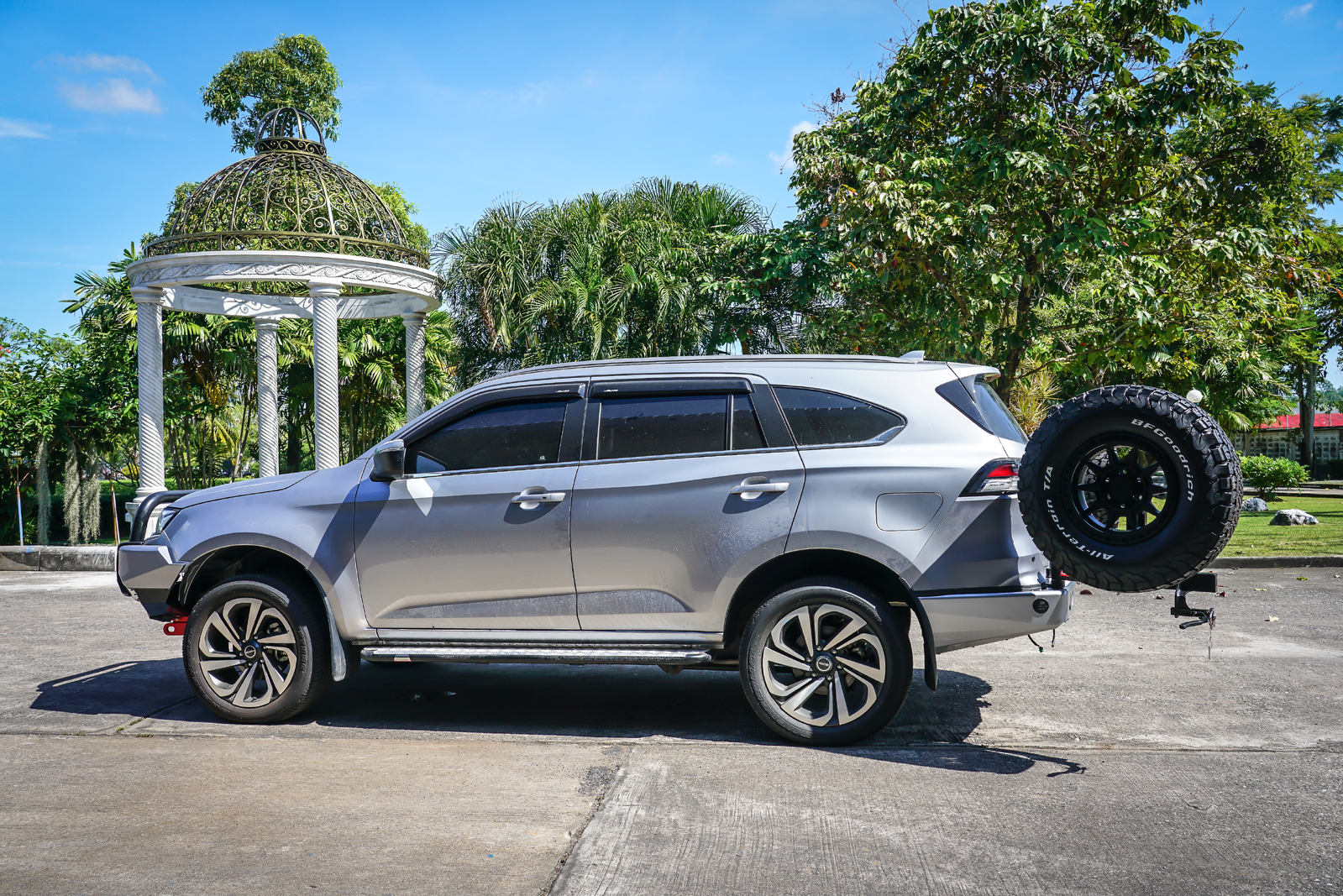 MCC REAR WHEEL CARRIER, SINGLE WHEEL DOUBLE JERRY TO SUIT ISUZU MU-X (2021-ON)