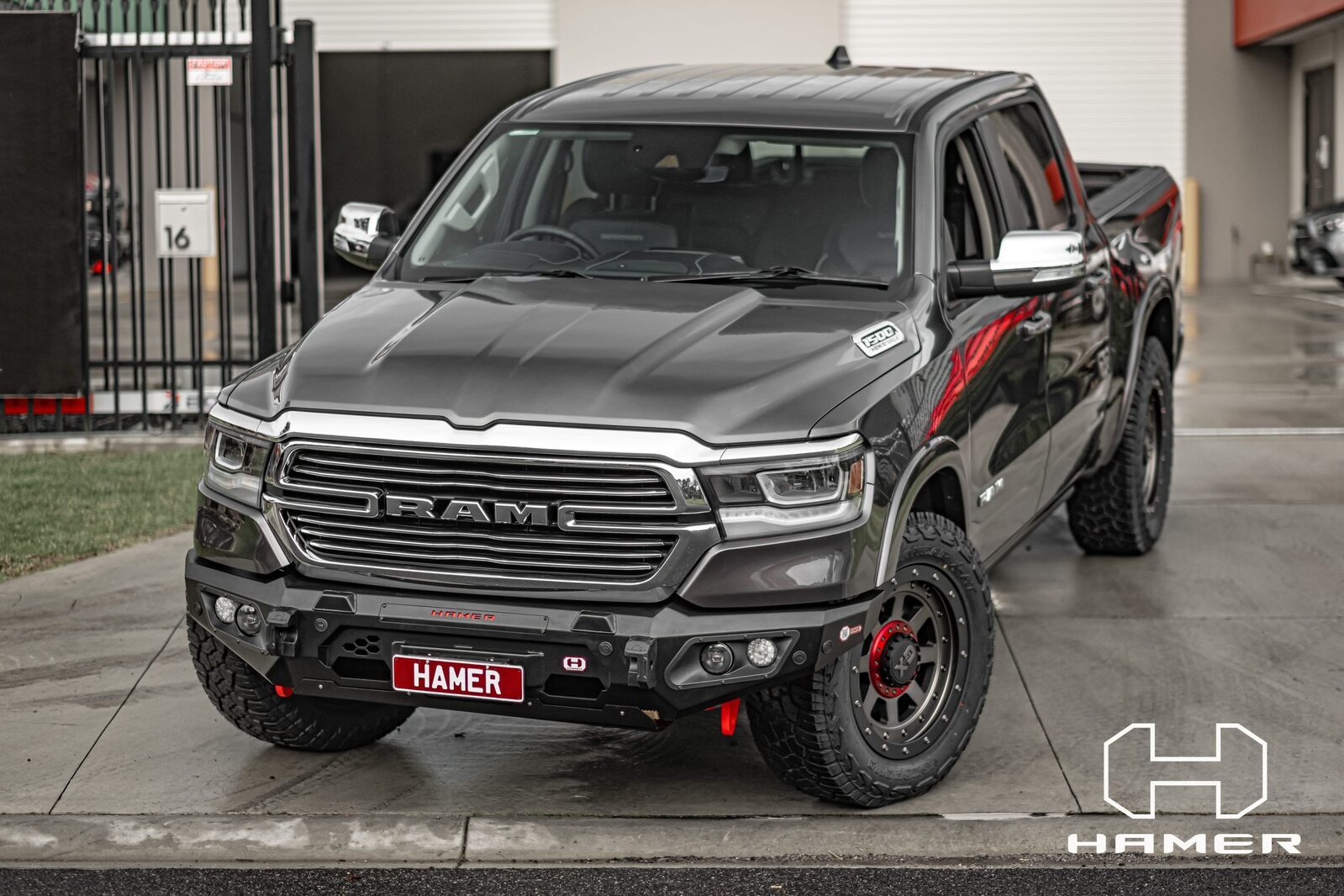 HAMER KING SERIES BULL BAR TO SUIT DODGE RAM 1500 DT (2021-ON)