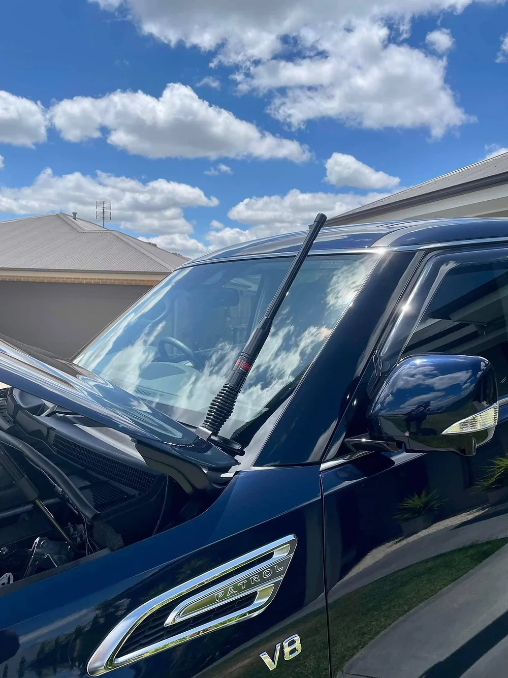 GMF 4X4 UHF ANTENNA BONNET BRACKET (DRIVER SIDE) TO SUIT NISSAN Y62 PATROL S5 (2020-ON)