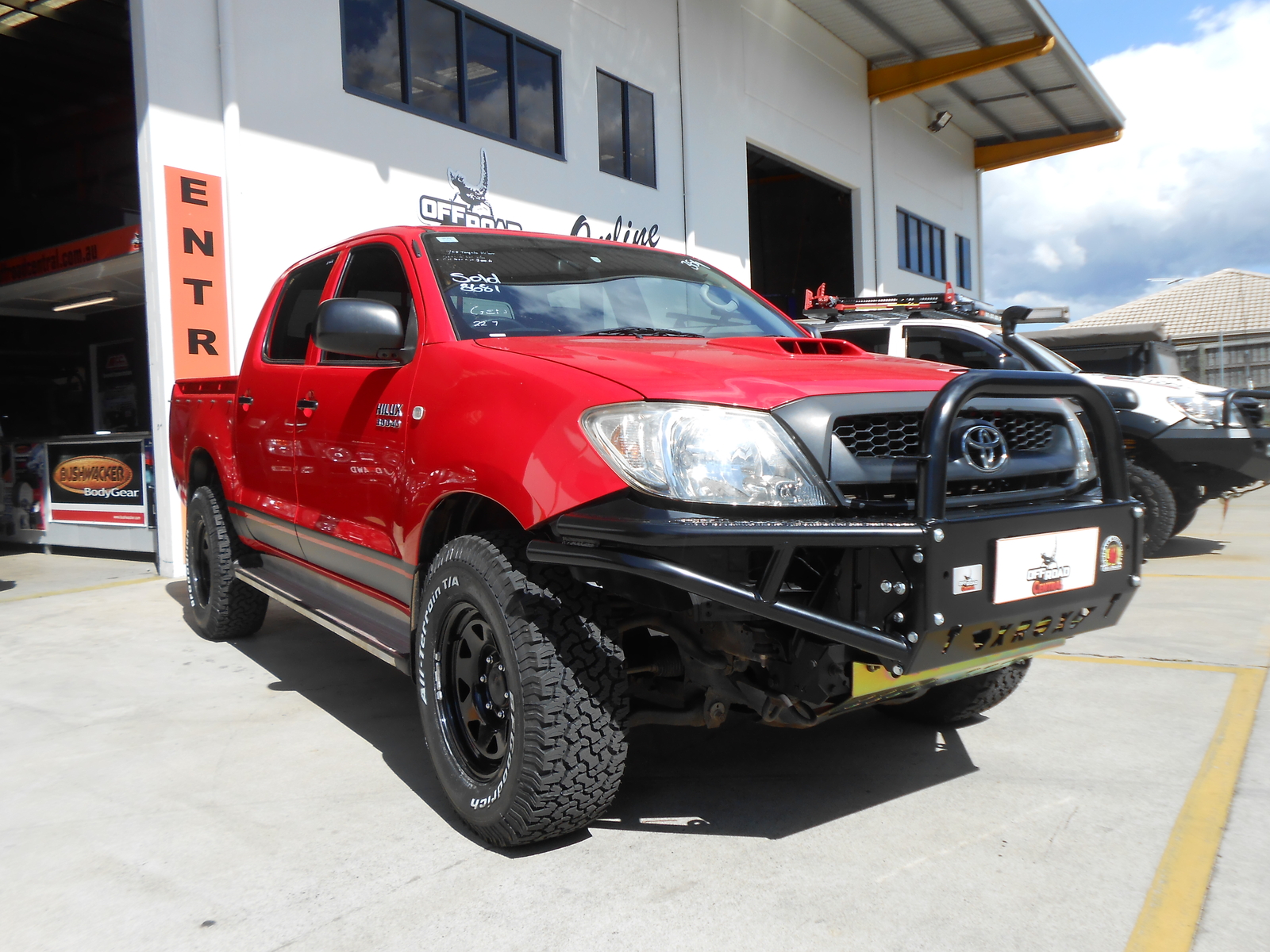 XROX BULLBAR TO SUIT TOYOTA HILUX 03/2005-08/2011