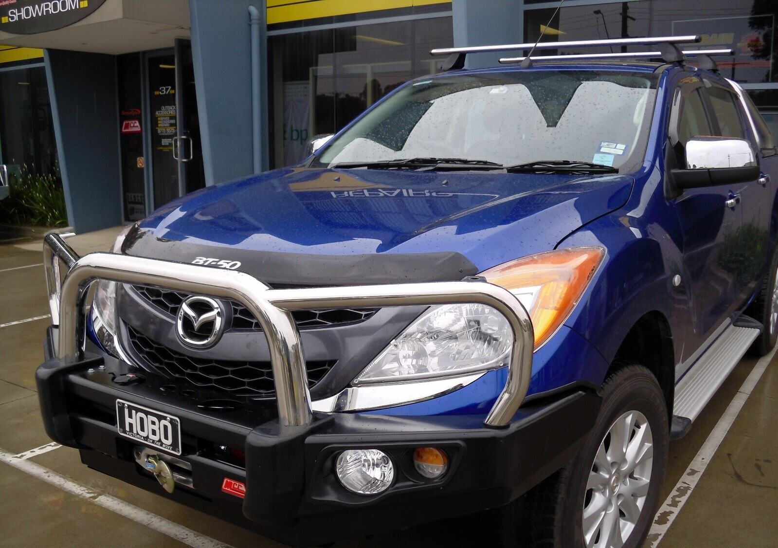 MCC FALCON STAINLESS SINGLE LOOP BULL BAR - MAZDA BT-50 10/2011 TO 05/2020