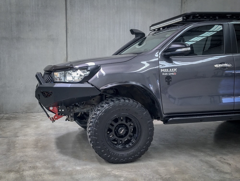 Offroad Animal Predator Bull Bar To Suit Toyota Hilux N80 (2015-2020)