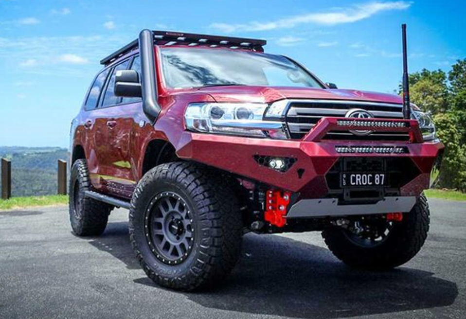 Offroad Animal Predator Bull Bar To Suit Toyota Land Cruiser 200 Series (2015-2021)