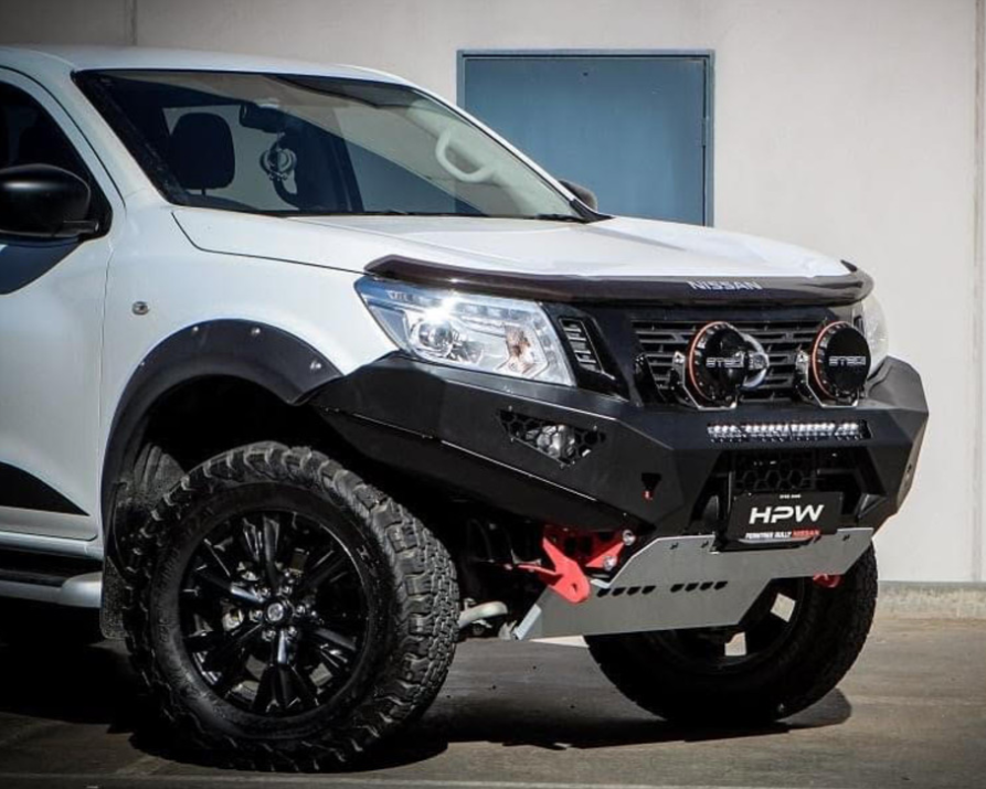 Offroad Animal Predator Bull Bar To Suit Nissan Navara NP300 (2015-2020)