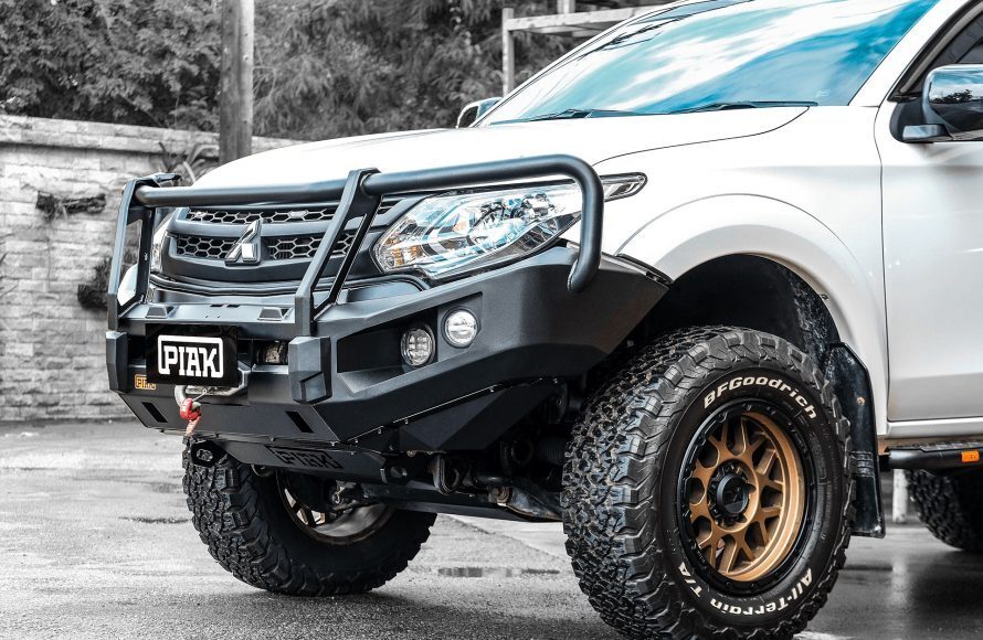 PIAK ELITE POST BAR W/ ORANGE TOW POINTS TO SUIT MITSUBISHI TRITON MQ (01/2015-11/2018)
