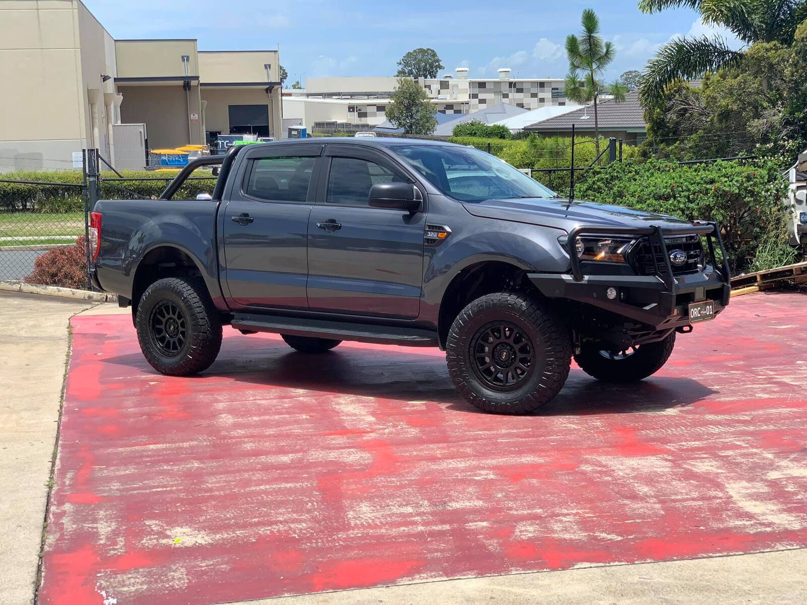 PIAK ELITE POST BAR W/ BLACK TOW POINTS & UNDER BAR PLATES TO SUIT FORD RANGER & EVEREST (2015-2021)