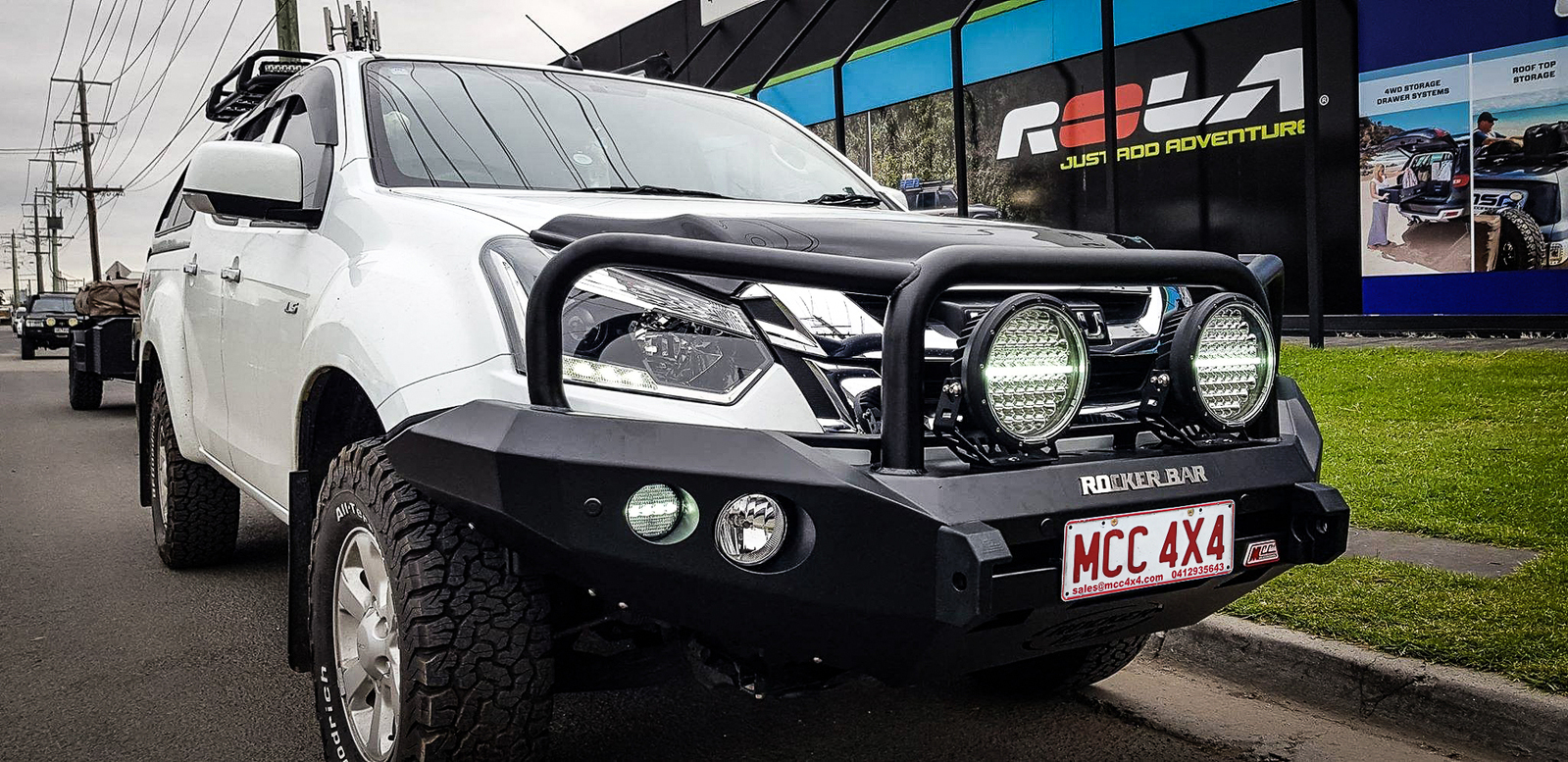 MCC ROCKER WELDED TRIPLE LOOP W/ FOG & PLATES TO SUIT ISUZU DMAX (2017-2020)
