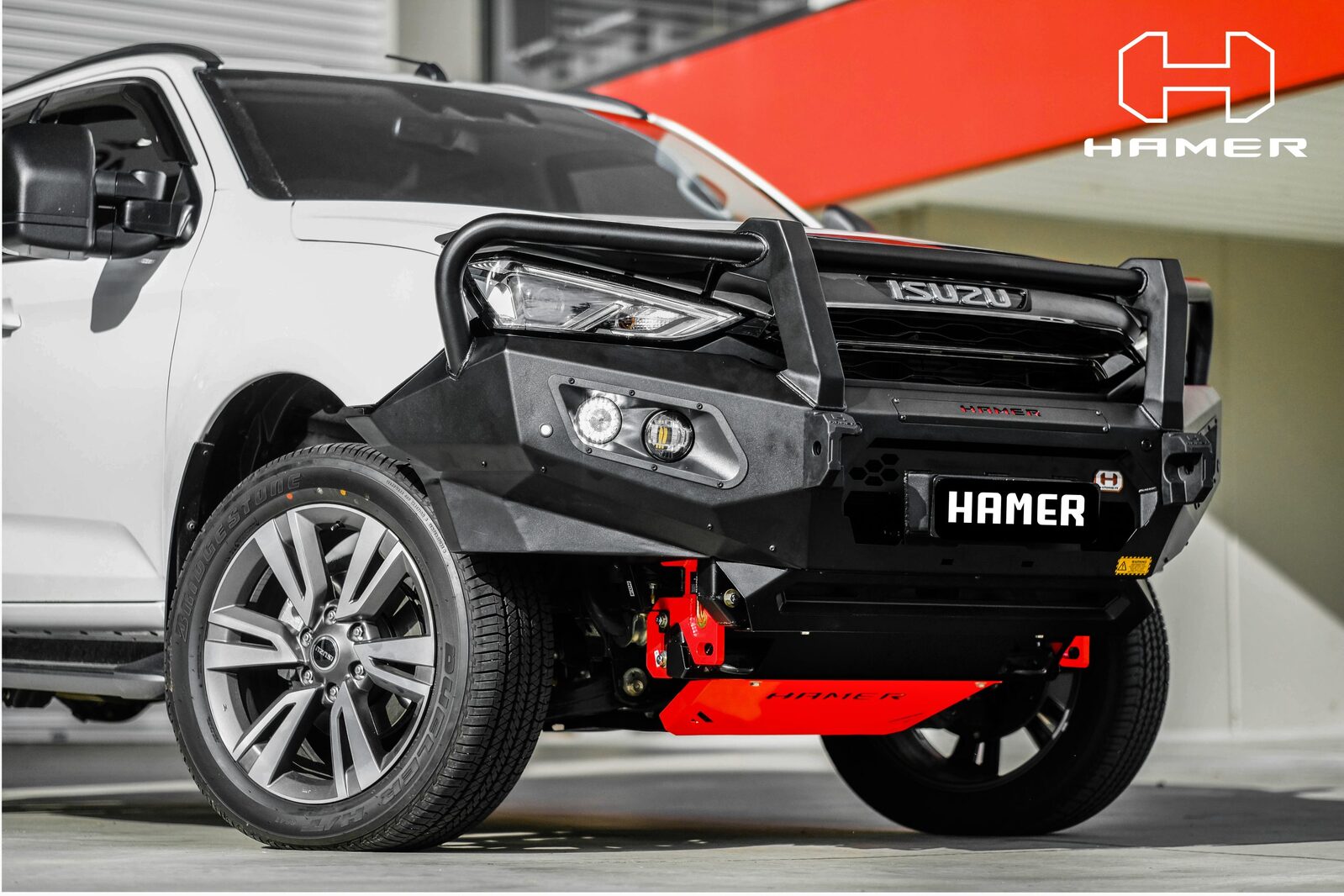 HAMER KING SERIES PLUS 3 LOOP BULL BAR TO SUIT ISUZU MU-X (2021-ON)