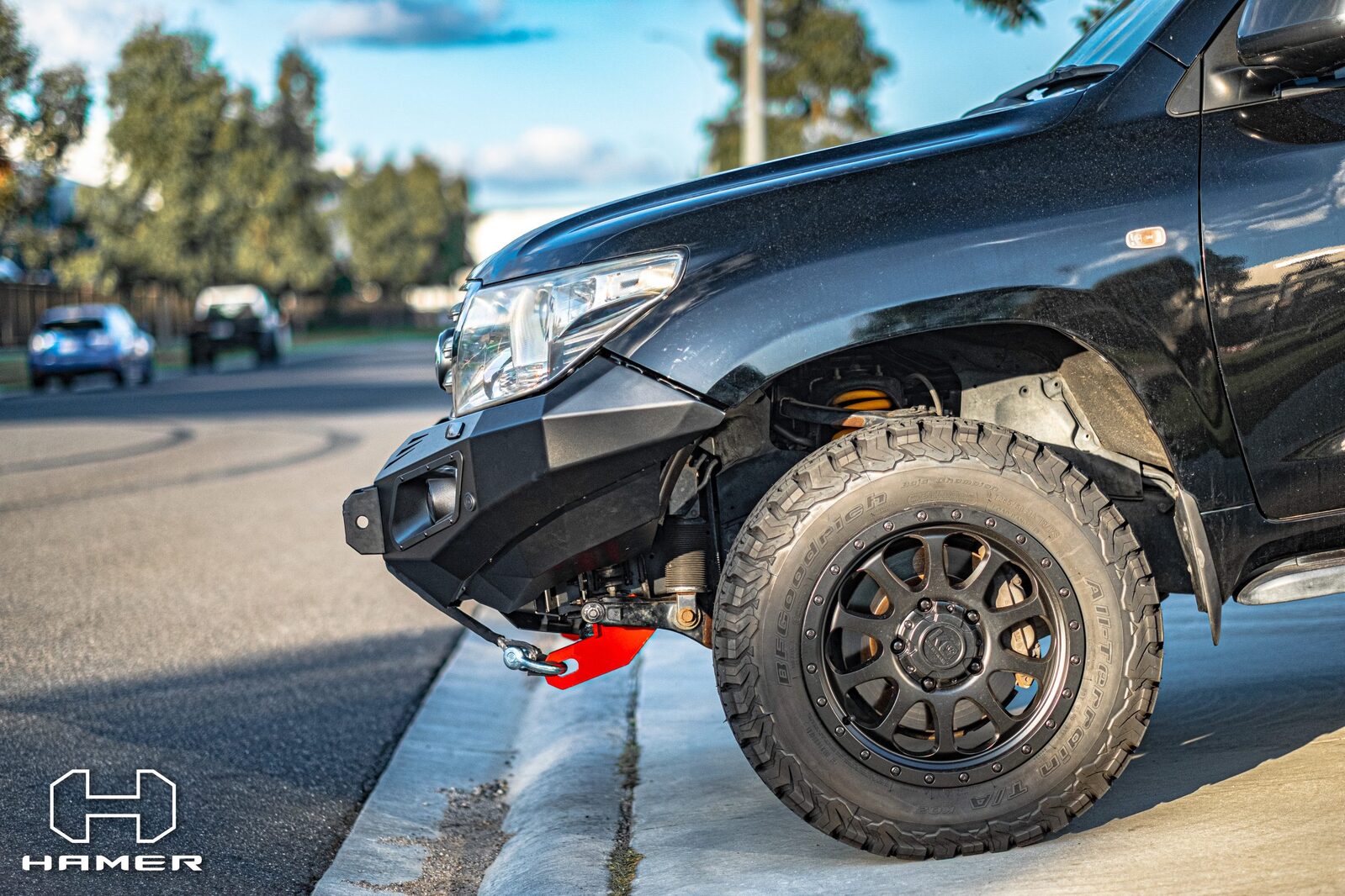 HAMER KING SERIES BULL BAR TO SUIT TOYOTA LANDCRUISER 200 SERIES (2008-2015)