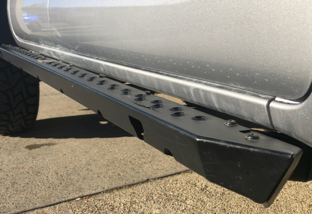 OFFROAD ANIMAL Rock Sliders To Suit Toyota Hilux N80 (2015-On)