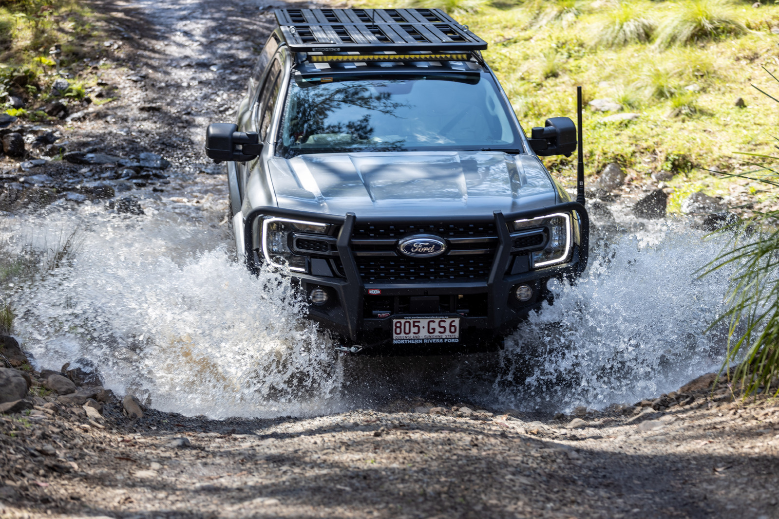 RAXAR LOOP BULL BAR TO SUIT FORD RANGER & EVEREST (05/2022-ON)
