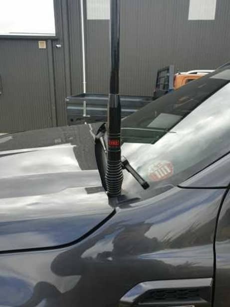 GMF 4X4 UHF ANTENNA BONNET BRACKET (DRIVER SIDE) TO SUIT FORD RANGER, RAPTOR & EVEREST (2011-2021)