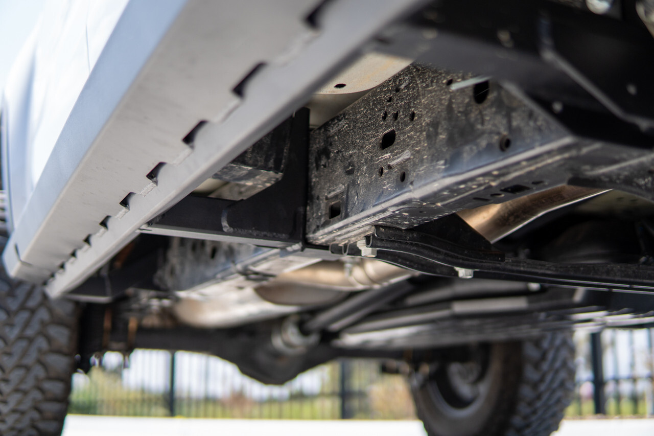 OFFROAD ANIMAL ROCK SLIDERS TO SUIT FORD RANGER (2022-ON) & VOLKSWAGEN AMAROK NF (2023-ON)