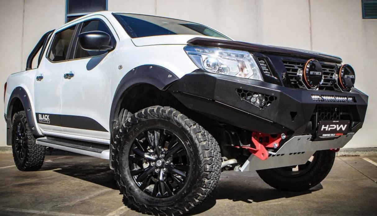 Offroad Animal Predator Bull Bar To Suit Nissan Navara NP300 (2015-2020)