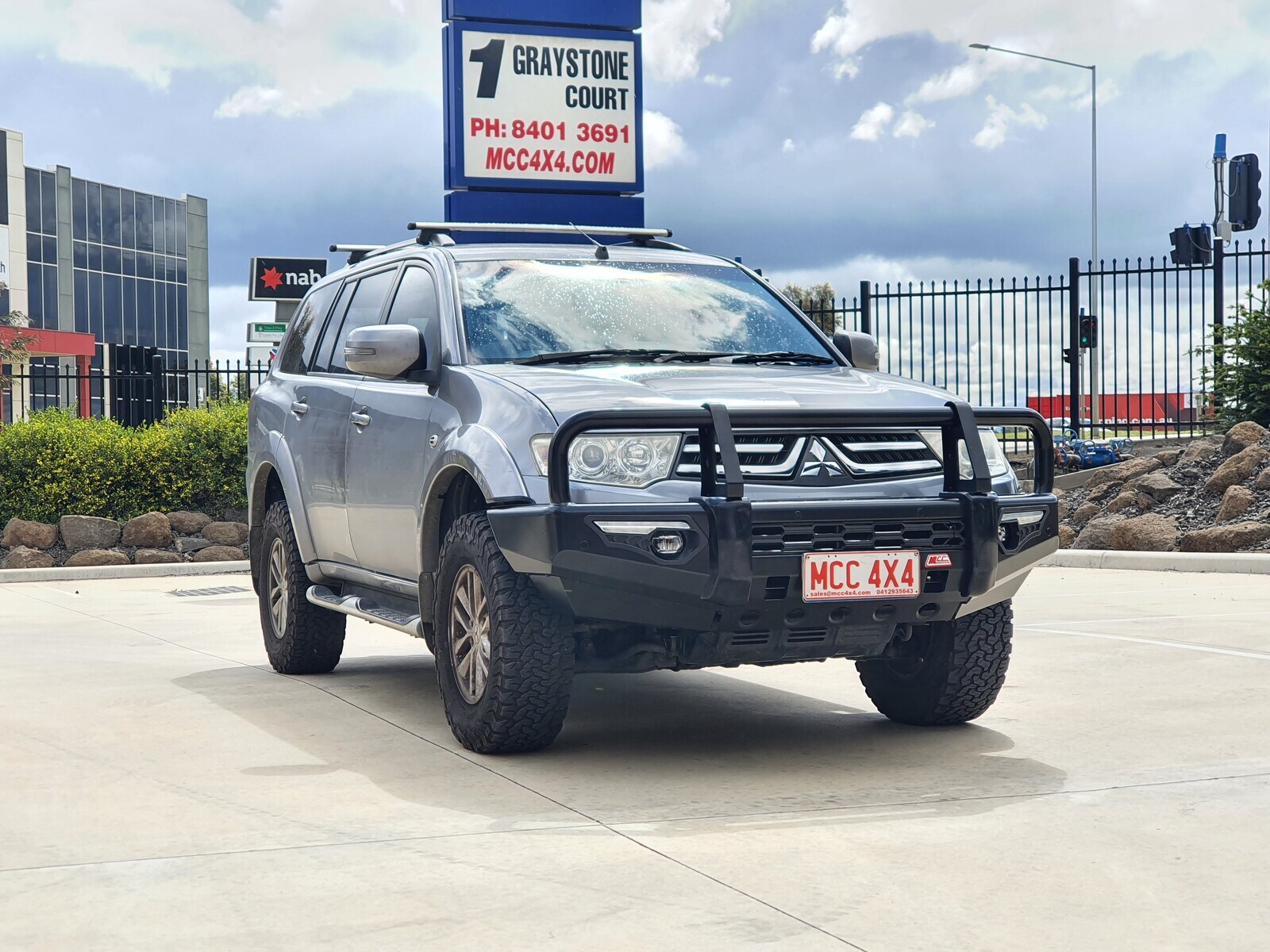 MCC PHEONIX A-FRAME W. FOG & PLATES TO SUIT MITSUBISHI TRITON ML, MN & CHALLENGER PB-PC