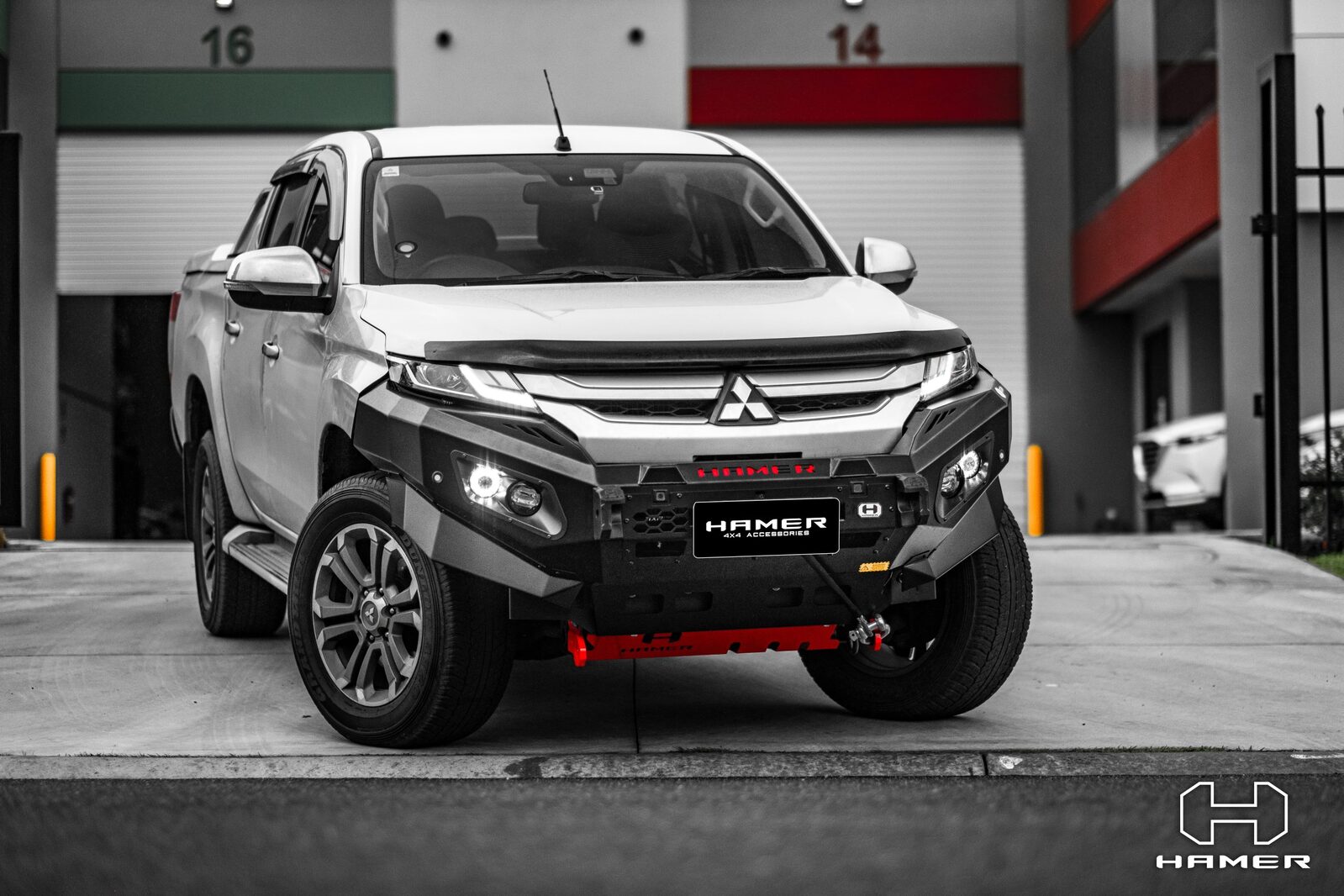 HAMER KING SERIES BULL BAR TO SUIT MITSUBISHI TRITON MR (2018-ON)