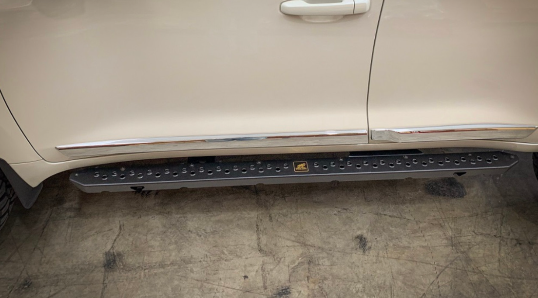 OFFROAD ANIMAL Rock Sliders To Suit Toyota Land Cruiser 200 Series (2007-2021)