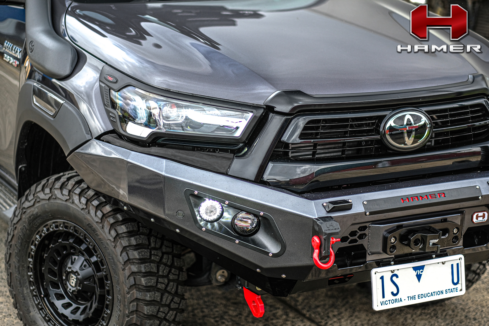 HAMER KING SERIES BULL BAR TO SUIT TOYOTA HILUX REVO W/O FENDERS (2020-ON)