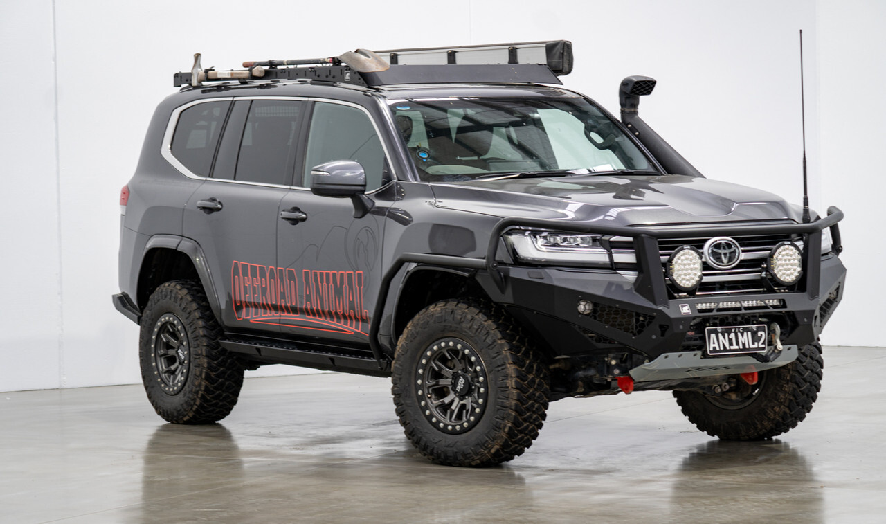 Offroad Animal Brush Rails & Rock Slider Steps To Suit Toyota Land Cruiser 300 Series (2022-On)