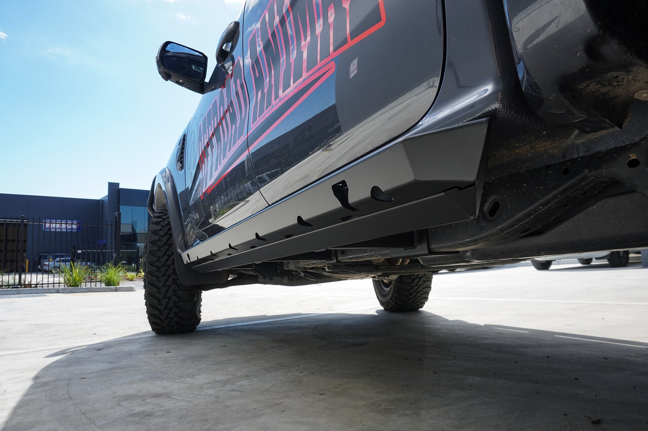 OFFROAD ANIMAL ROCK SLIDERS TO SUIT FORD RANGER (2022-ON) & VOLKSWAGEN AMAROK NF (2023-ON)