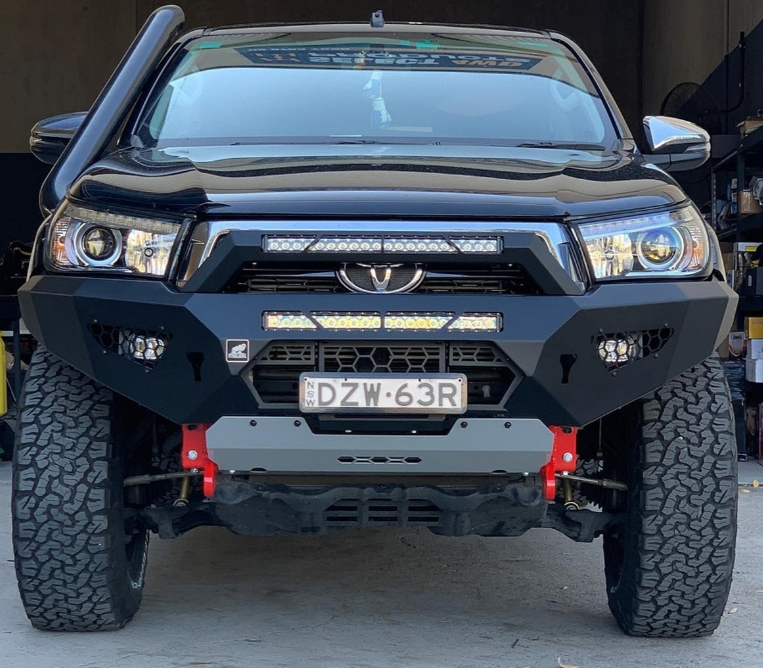 Offroad Animal Predator Bull Bar To Suit Toyota Hilux N80 (2015-2020)