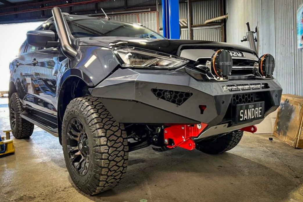 Offroad Animal Predator Bull Bar To Suit Isuzu MU-X (2021-On)