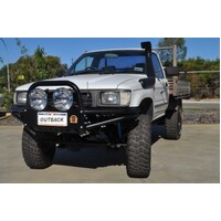 XROX COMP BULL BAR TO SUIT TOYOTA HILUX IFS FRONT (LATE 97 - 10/2001)
