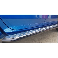 MAX GEN II SIDE STEPS TO SUIT TOYOTA LC 70 SERIES DUAL CAB