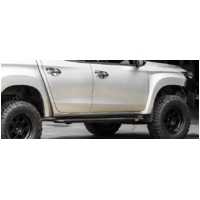 PIAK SIDE STEPS_ AL CHECKER PLATE SILVER ANODIZED  MITSUBISHI TRITON MQ 2015+