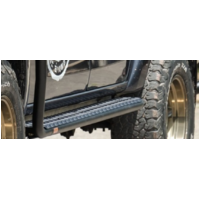PIAK SIDE STEPS_ AL CHECKER PLATE SILVER ANODIZED  ISUZU D-MAX 2012-2017