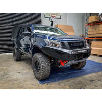 Offroad Animal Predator Bull Bar To Suit Nissan Navara NP300 (2015-2020)