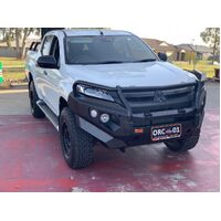 PIAK ELITE POST BAR W/BLACK TOW POINTS & BLACK UBP TO SUIT MITSUBISHI TRITON MR (2018-ON)