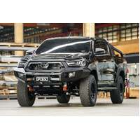 PIAK ELITE NO LOOP BAR W/BLACK TOW POINTS & ORANGE UBP TO SUIT TOYOTA HILUX (2020-ON)