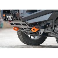 PIAK ELITE NO LOOP BAR W/ORANGE TOW POINTS & BLACK UBP TO SUIT TOYOTA HILUX (2020-ON)