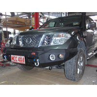 MCC ROCKER NO LOOP BULLBAR W/ FOGS TO SUIT NISSAN NAVARA D40 05-15 & PATHFINDER R51 05-10 (GROOVE)