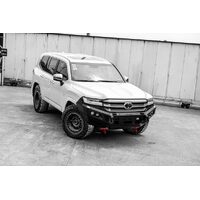 HAMER KING SERIES BULL BAR TO SUIT TOYOTA LAND CRUISER 300 SERIES (2021-ON)