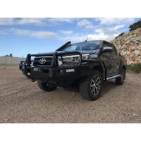MAX 4X4 GEN II BULL BAR TO SUIT TOYOTA HILUX (07/2015 - 06/2018)