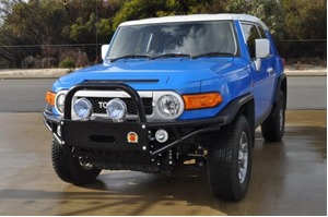 XROX BULLBAR TO SUIT TOYOTA FJ CRUISER 03/2011ON