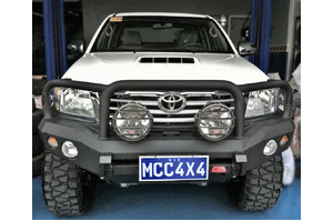 MCC ROCKER TRIPLE LOOP BAR TO SUIT TOYOTA HILUX (VIGO CHAMP, MK7 FACE LIFT) 2012-2015