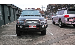 MCC 'FALCON STAINLESS 3 LOOP' BULL BAR -TO SUITMITSUBISHI TRITON ML ,TRITON MN 0 & CHALLENGER (PB-PC) 