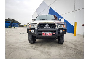 MCC 'FALCON STAINLESS 3 LOOP' BULL BAR TO SUIT MITSUBISHI CHALLENGER PA 1998-2006 & TRITON MK 1997-2006