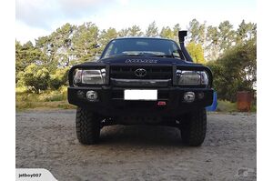 MCC FALCON A-FRAME BAR W/ FOGS TO SUIT TOYOTA HILUX TIGER MK6 1997-2005 (4WD ONLY)