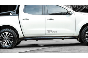 PIAK SIDE STEPS CURVED DOWN  AL CHECKER PLATE ANODIZED SILVER NISSAN NAVARA NP300 (2015-ON)