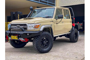 Offroad Animal Predator Bull Bar To Suit Toyota Land Cruiser 76/78/79 Series (2007-On)